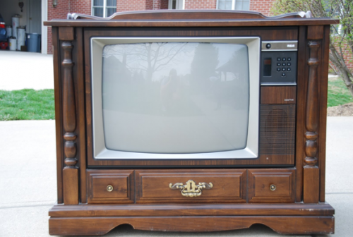 vintage-television-to-console.png